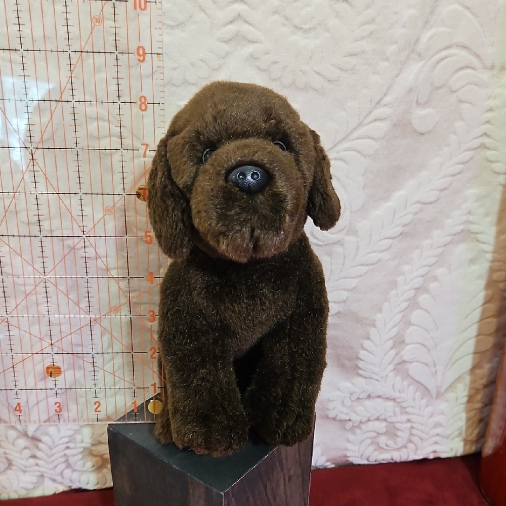 Cozy Canine Plush Toy - Chocolate lab